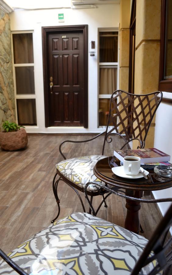 Hotel Villa Florencia Zona Rosa サンサルバドル エクステリア 写真
